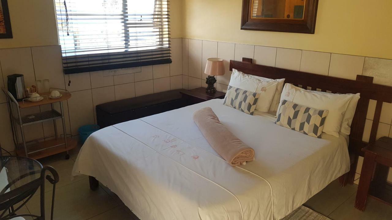 Esperanca Guesthouse Windhoek Dış mekan fotoğraf